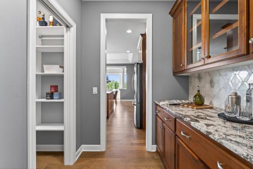 6030 Lanewood Lane N, Minneapolis, MN 55446