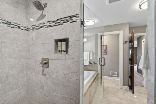 6030 Lanewood Lane N, Minneapolis, MN 55446