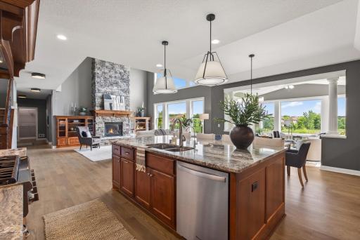 6030 Lanewood Lane N, Minneapolis, MN 55446