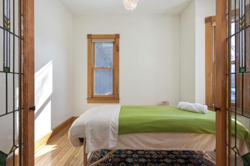 2219 22nd Avenue S, Minneapolis, MN 55404