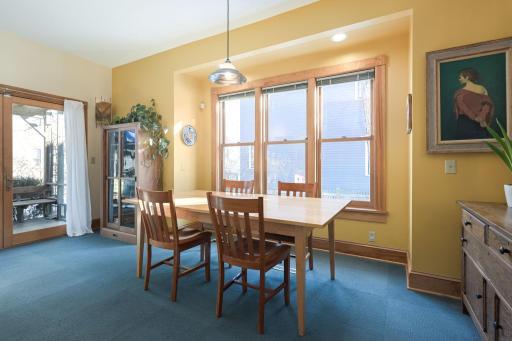 2219 22nd Avenue S, Minneapolis, MN 55404