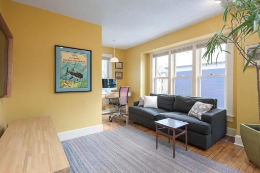 2219 22nd Avenue S, Minneapolis, MN 55404