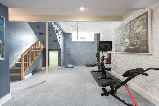 2219 22nd Avenue S, Minneapolis, MN 55404