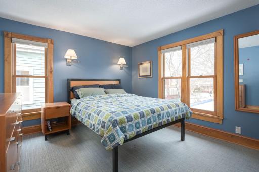 2219 22nd Avenue S, Minneapolis, MN 55404