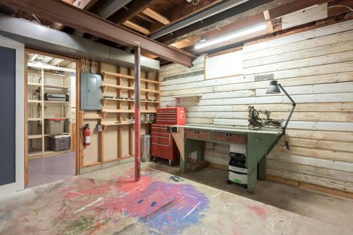 2219 22nd Avenue S, Minneapolis, MN 55404