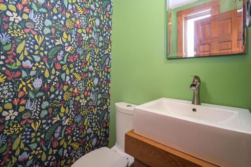 2219 22nd Avenue S, Minneapolis, MN 55404