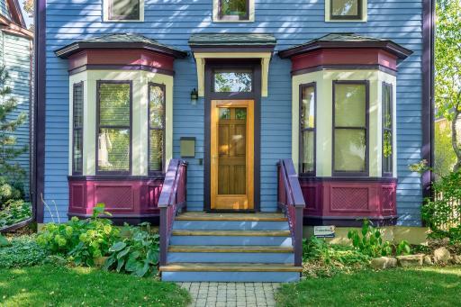 2219 22nd Avenue S, Minneapolis, MN 55404