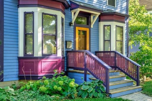 2219 22nd Avenue S, Minneapolis, MN 55404