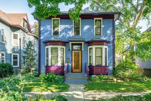 2219 22nd Avenue S, Minneapolis, MN 55404