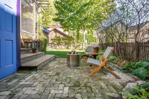 2219 22nd Avenue S, Minneapolis, MN 55404