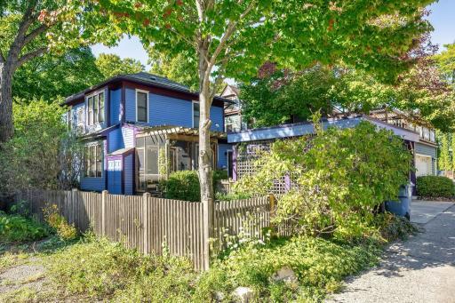 2219 22nd Avenue S, Minneapolis, MN 55404