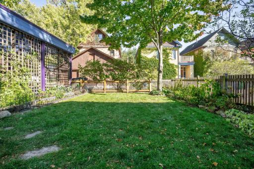 2219 22nd Avenue S, Minneapolis, MN 55404