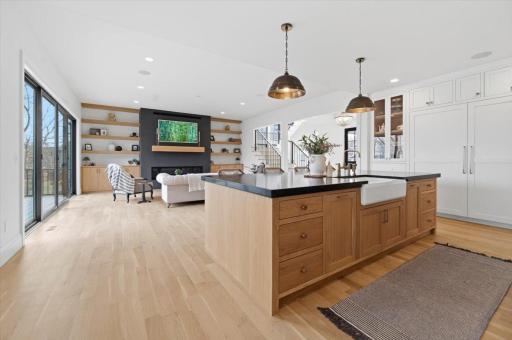 15540 52nd Place N, Minneapolis, MN 55446