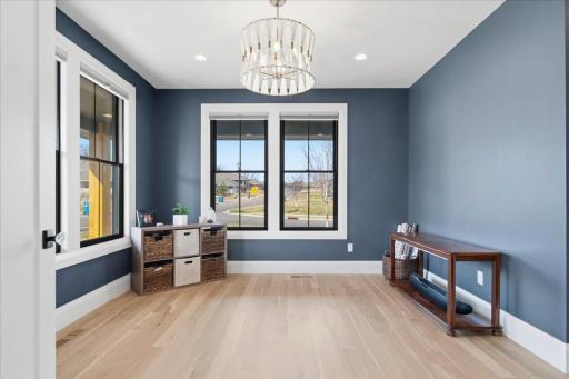 15540 52nd Place N, Minneapolis, MN 55446