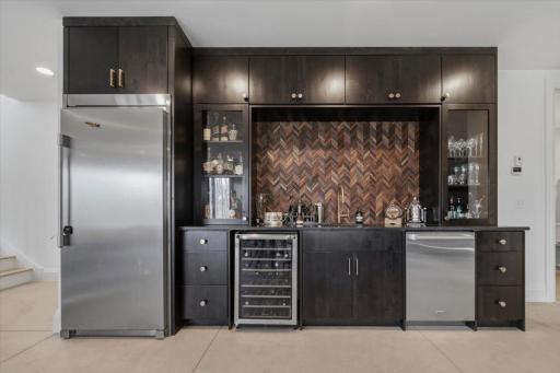 15540 52nd Place N, Minneapolis, MN 55446