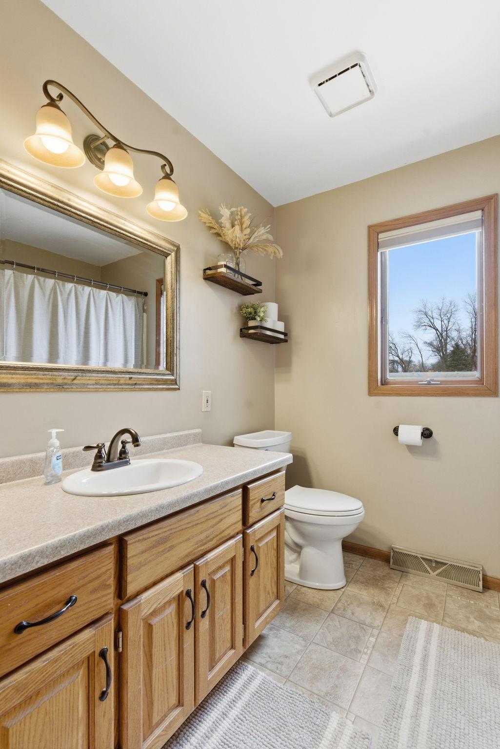 28-web-or-mls-1837 Red River Trail-28.jpg