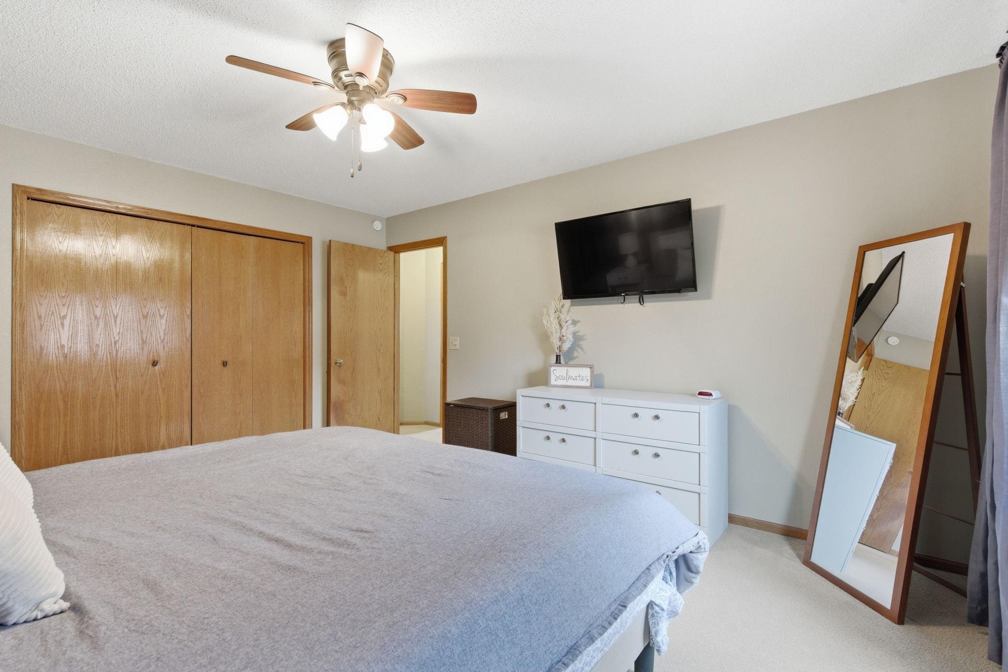 35-web-or-mls-1837 Red River Trail-35.jpg