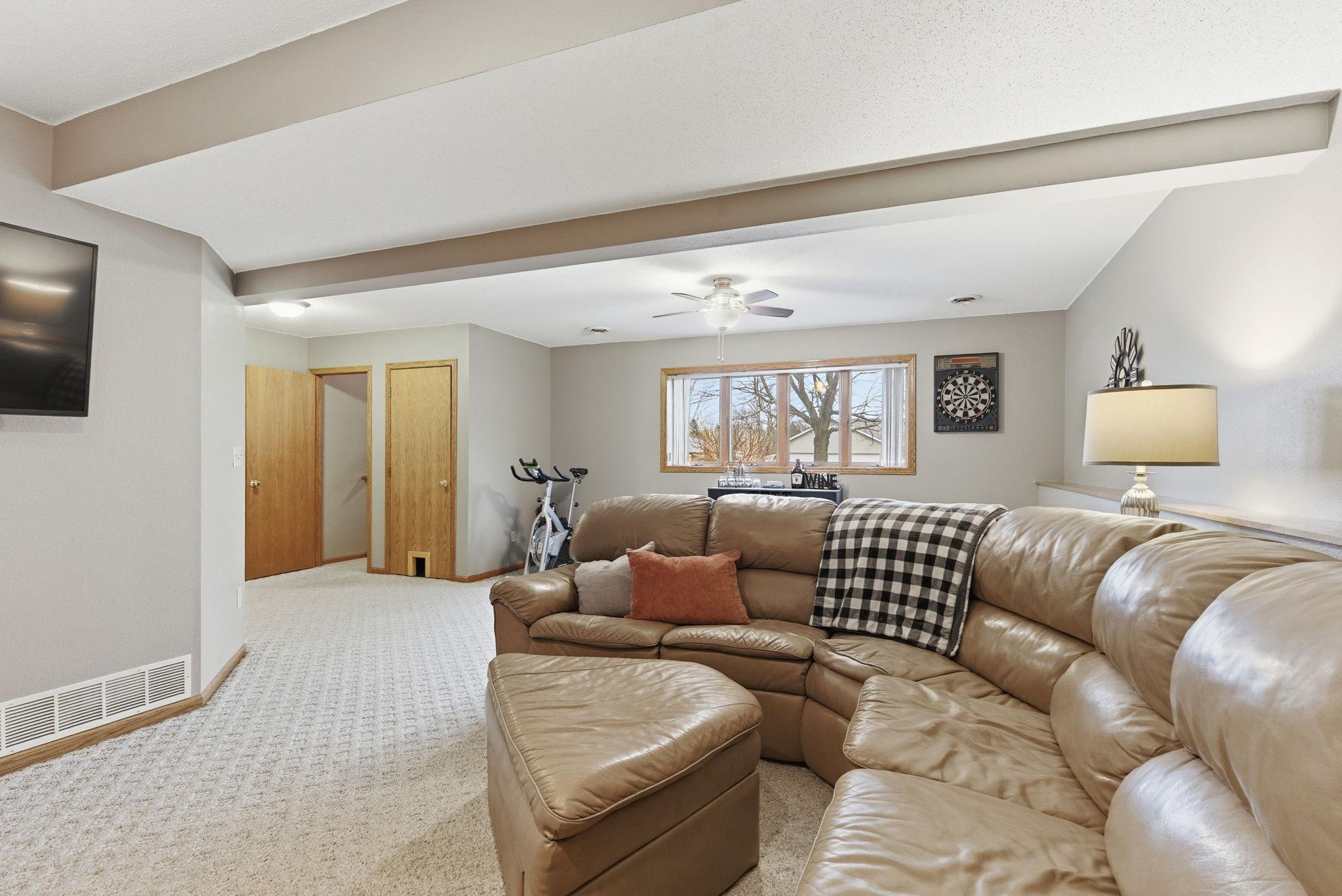 39-web-or-mls-1837 Red River Trail-39.jpg