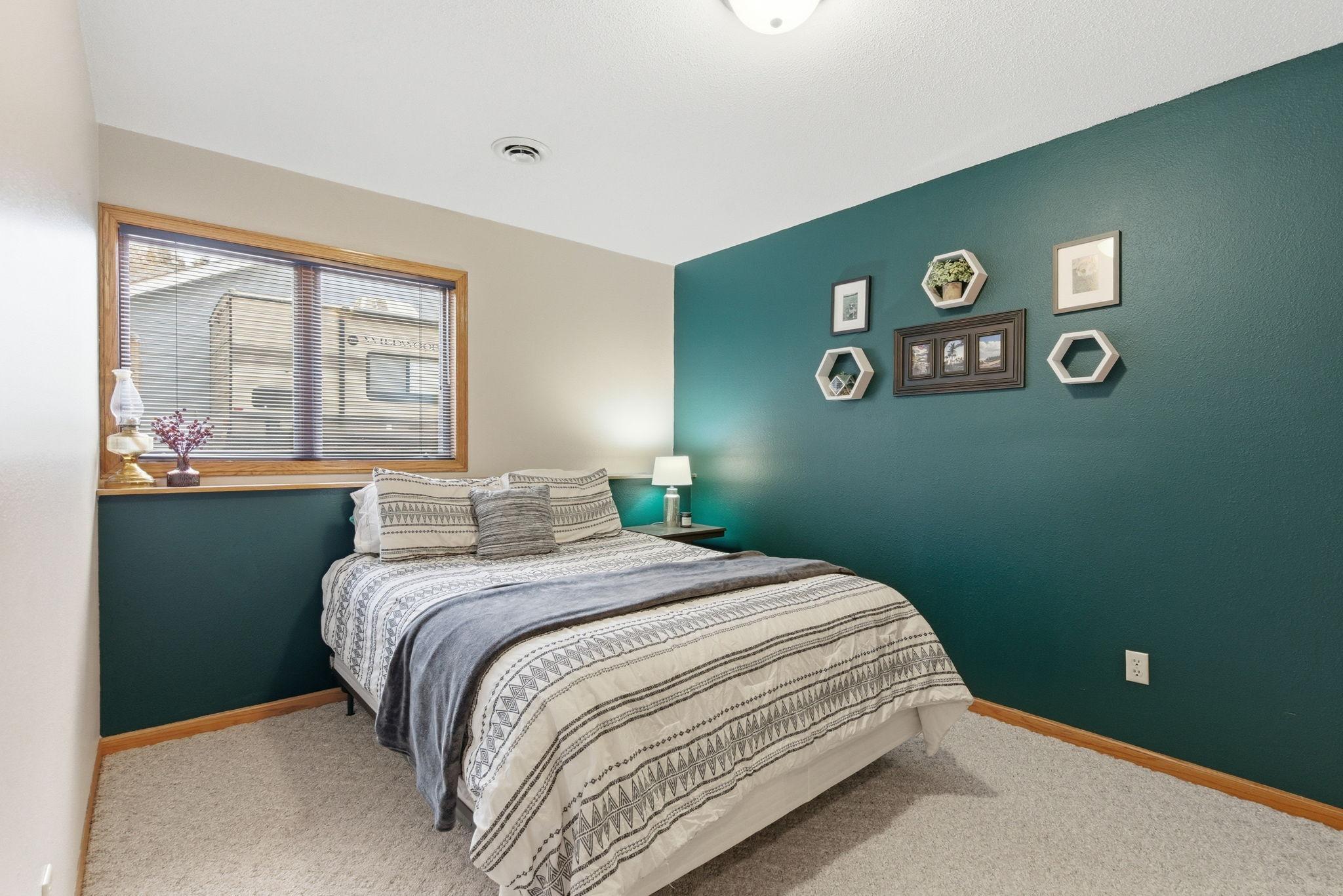 45-web-or-mls-1837 Red River Trail-45.jpg