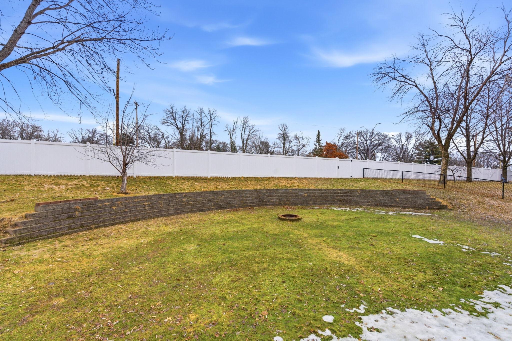 8-web-or-mls-1837 Red River Trail-8.jpg