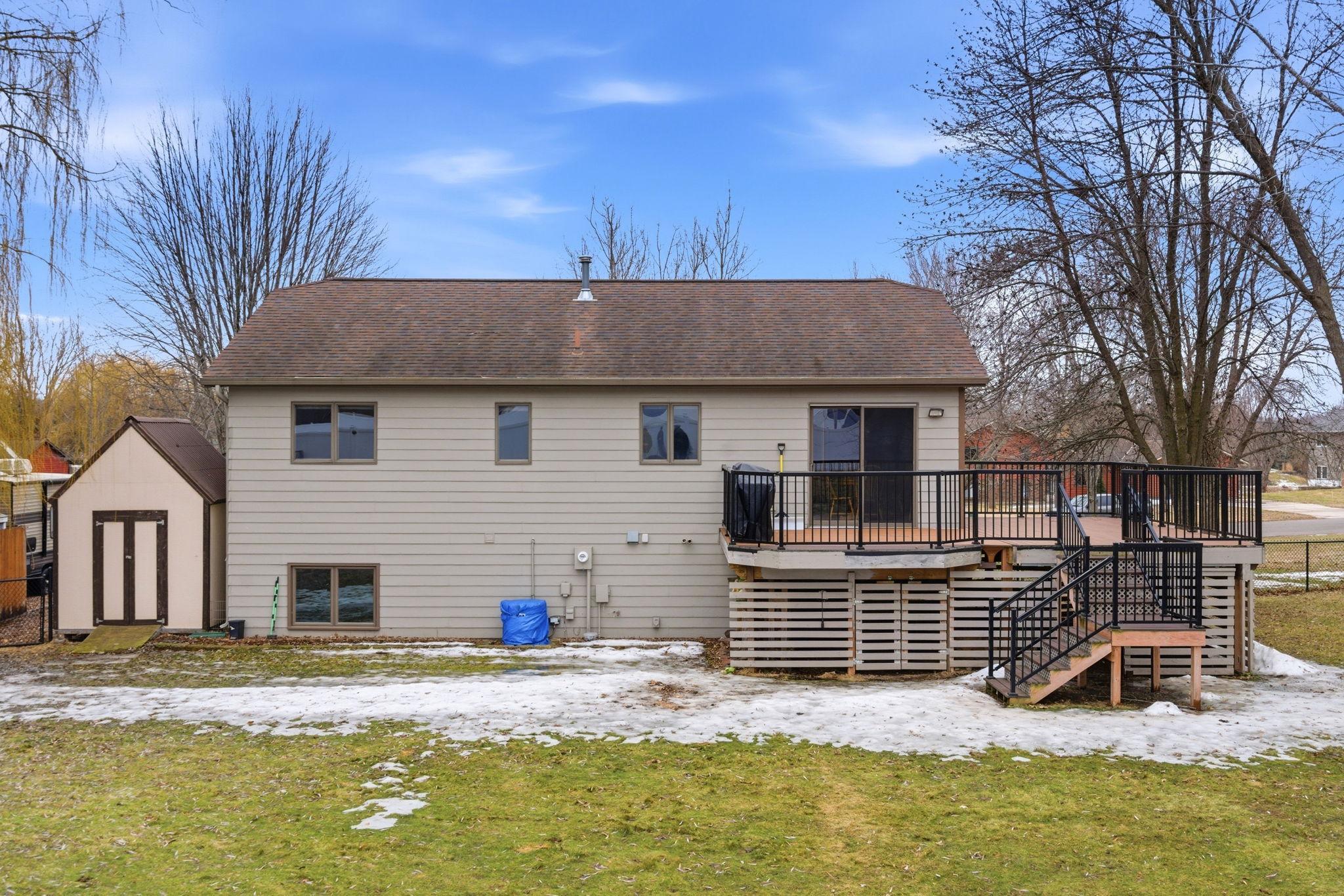 10-web-or-mls-1837 Red River Trail-10.jpg