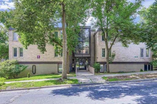 4014 15th Avenue S, 9B, Minneapolis, MN 55407