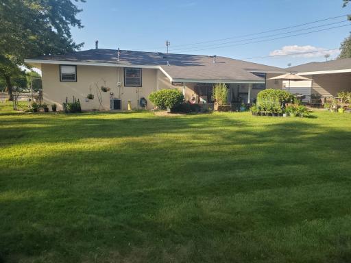 900 79th Avenue NE, Minneapolis, MN 55432