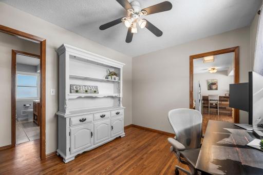 900 79th Avenue NE, Minneapolis, MN 55432