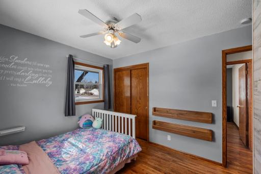 900 79th Avenue NE, Minneapolis, MN 55432