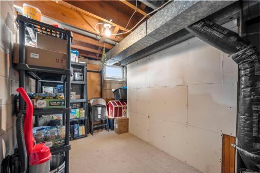 900 79th Avenue NE, Minneapolis, MN 55432