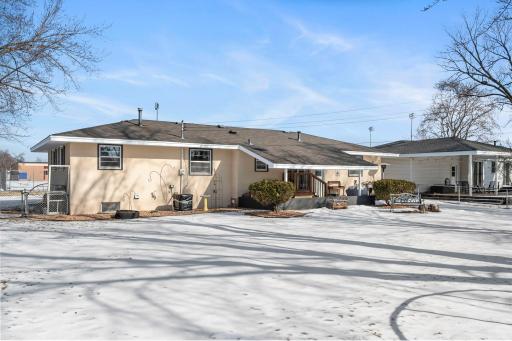 900 79th Avenue NE, Minneapolis, MN 55432