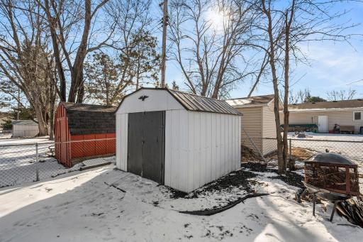 900 79th Avenue NE, Minneapolis, MN 55432