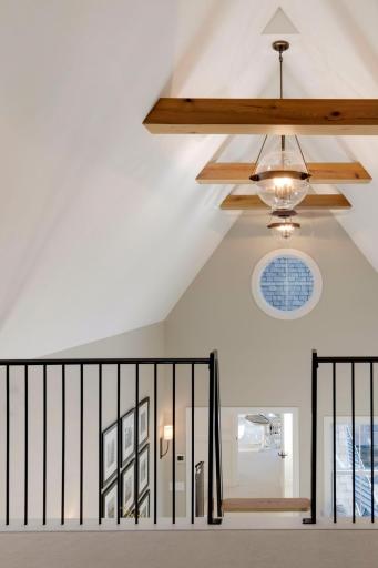 105 Walker Avenue N, Wayzata, MN 55391