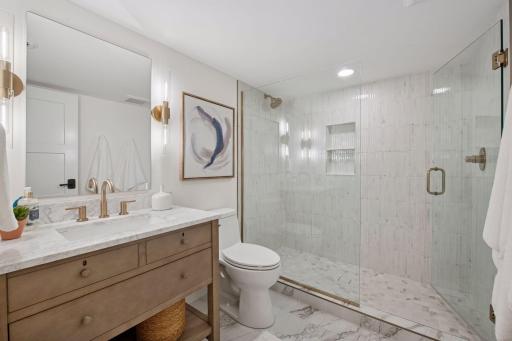 105 Walker Avenue N, Wayzata, MN 55391
