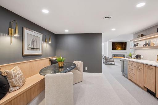 105 Walker Avenue N, Wayzata, MN 55391