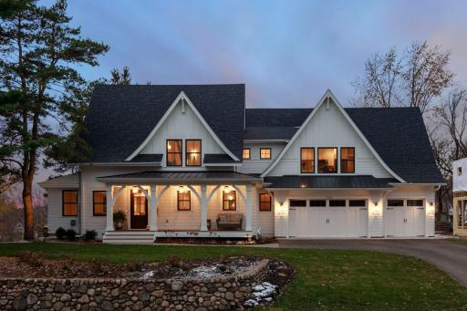 105 Walker Avenue N, Wayzata, MN 55391