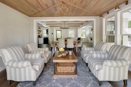 105 Walker Avenue N, Wayzata, MN 55391
