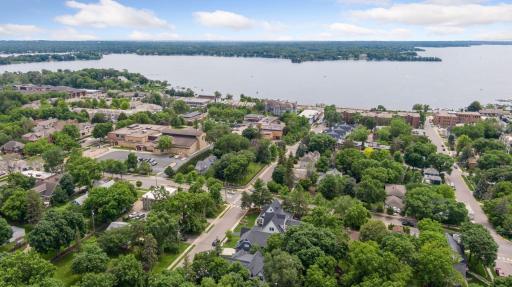 105 Walker Avenue N, Wayzata, MN 55391