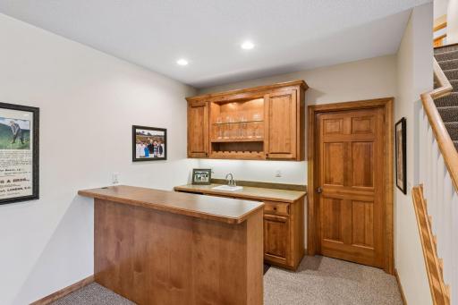 1676 Isabella Parkway, Chaska, MN 55318