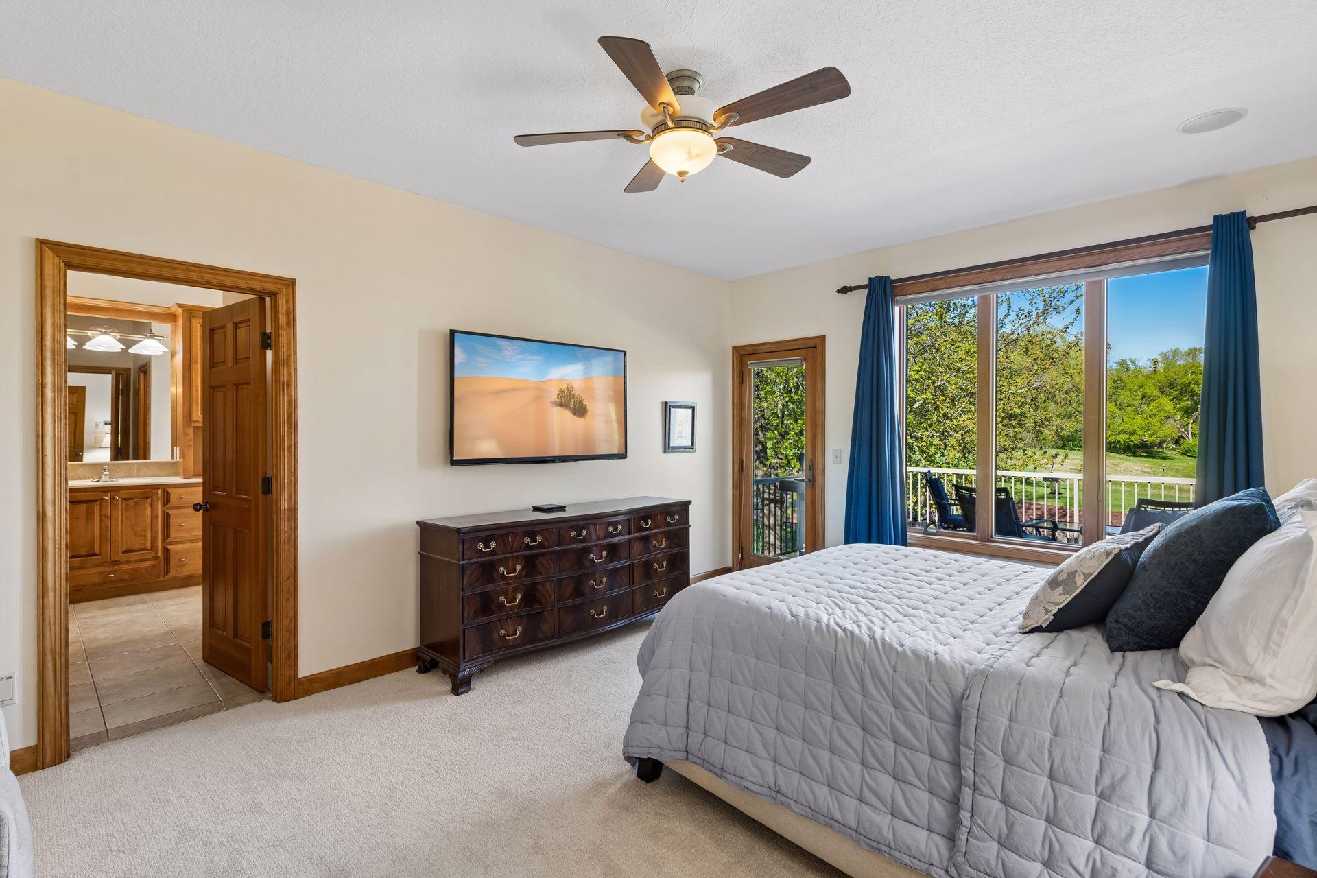 Main floor primary suite