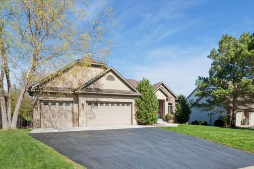 1676 Isabella Parkway, Chaska, MN 55318