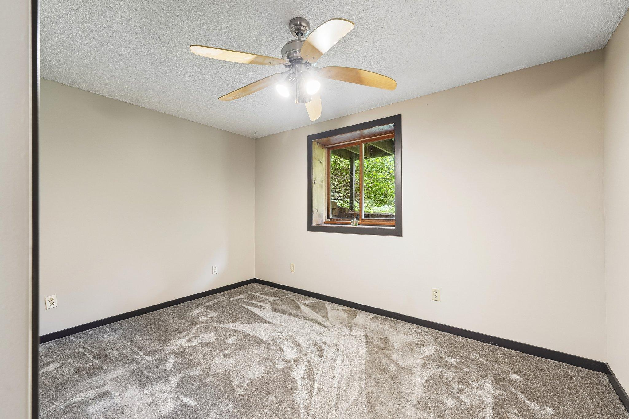 34-web-or-mls-W10282 County Road Ff-S2909-034.jpg