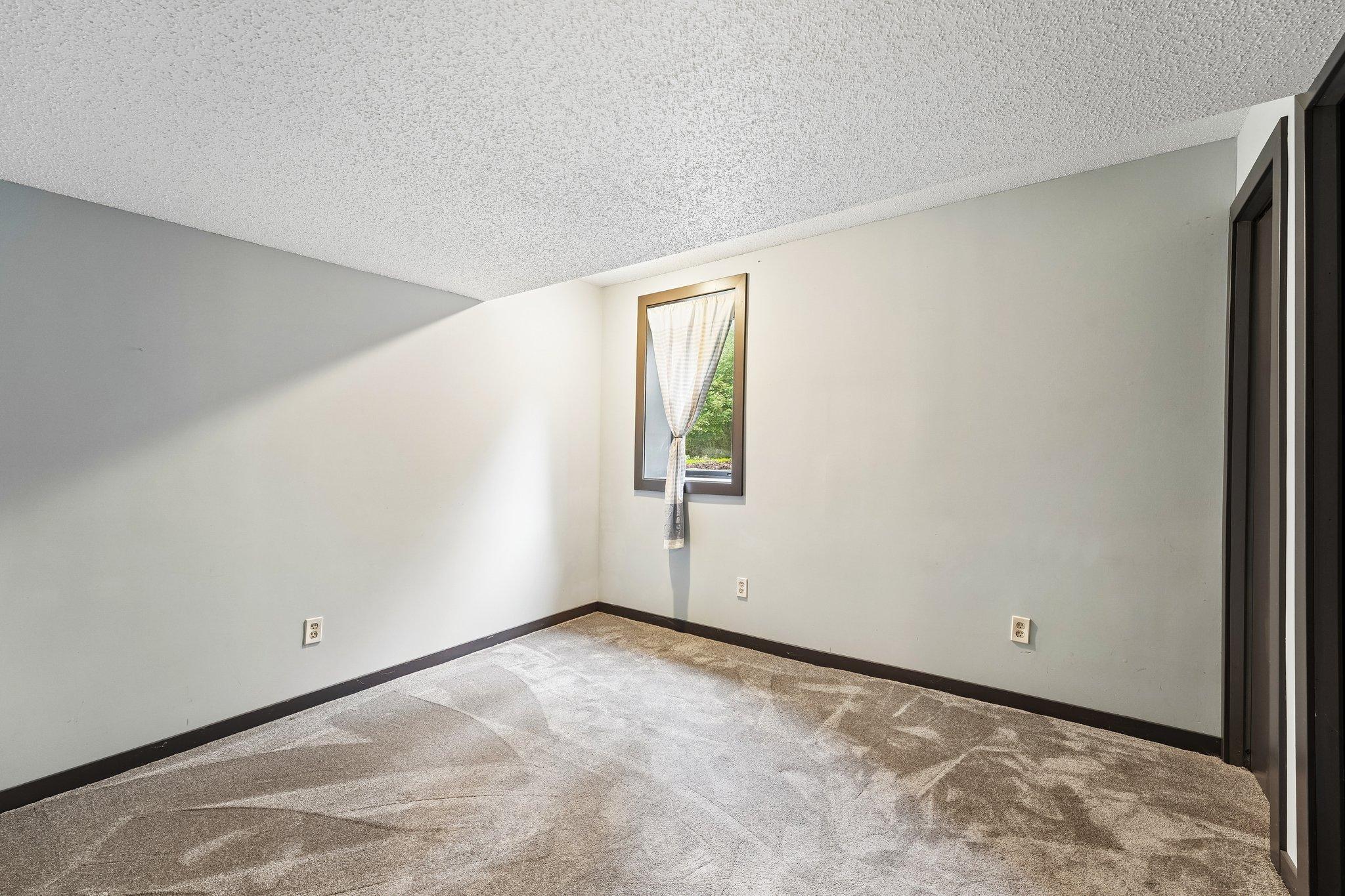 38-web-or-mls-W10282 County Road Ff-S2909-038.jpg