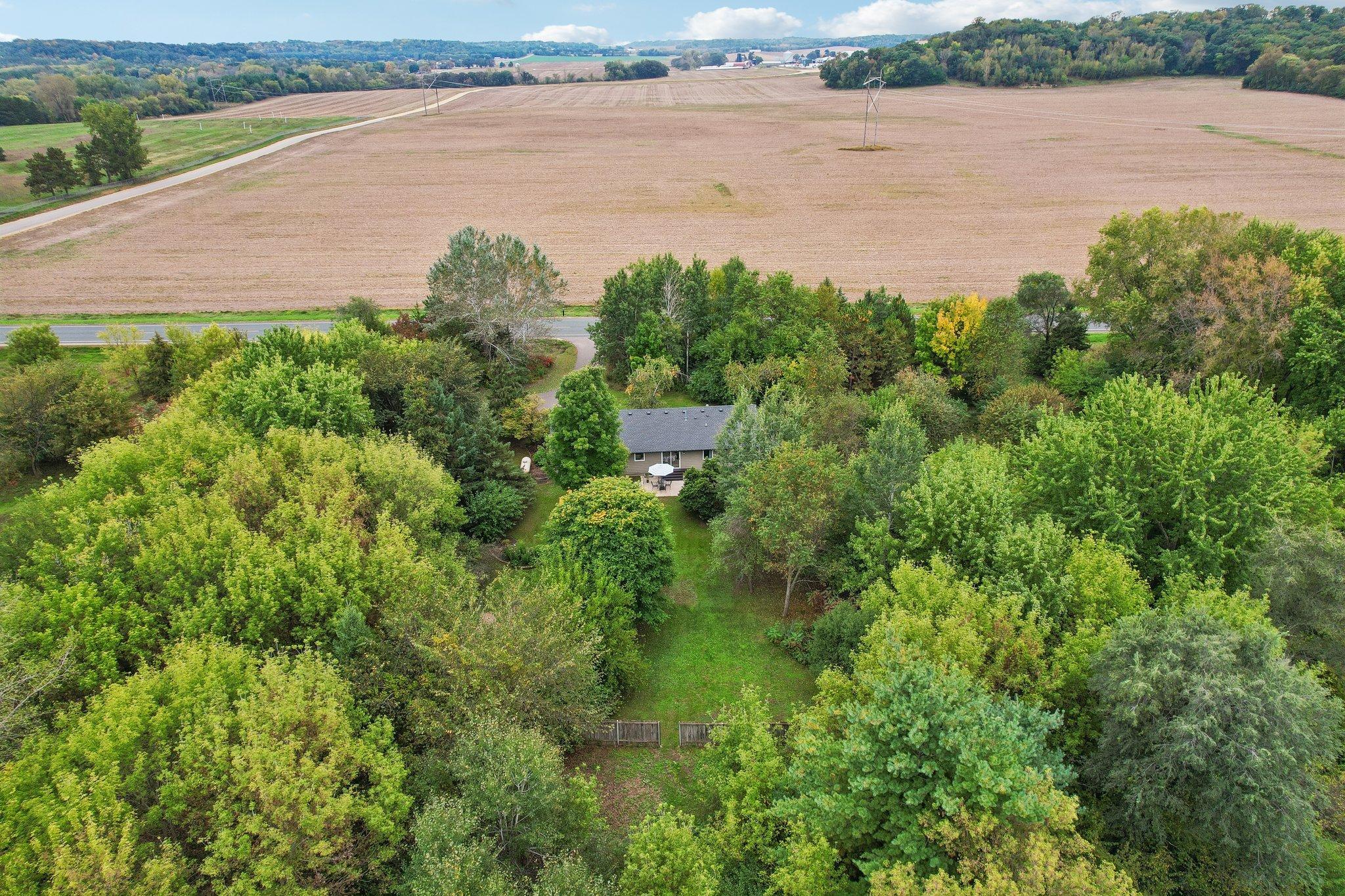69-web-or-mls-W10282 County Road Ff-S2909-069.jpg