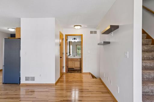 1587 County Road D East - Spacecrafting - 0005.jpg