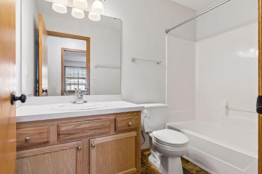 1587 County Road D East - Spacecrafting - 0027.jpg