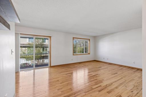 1587 County Road D East - Spacecrafting - 0008.jpg