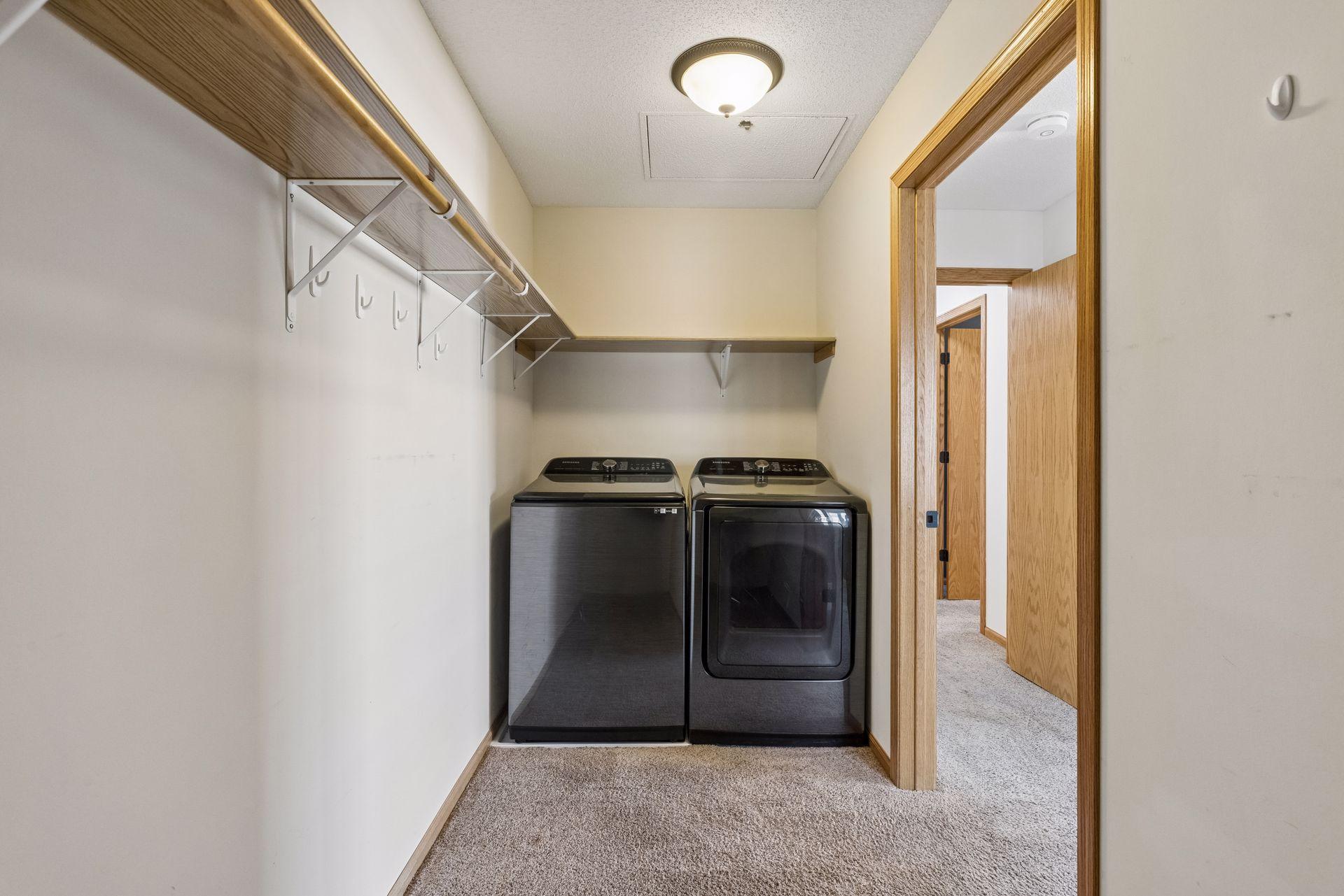 1587 County Road D East - Spacecrafting - 0024.jpg