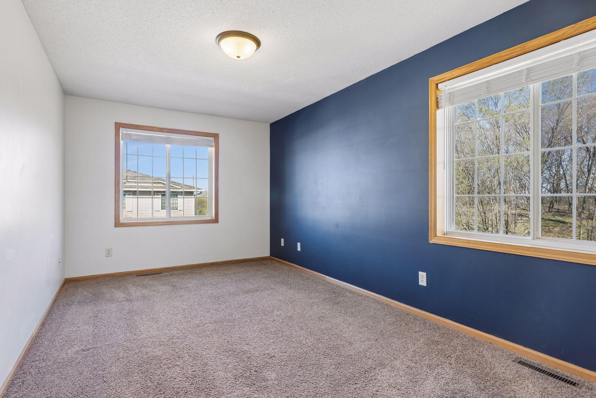 1587 County Road D East - Spacecrafting - 0021.jpg