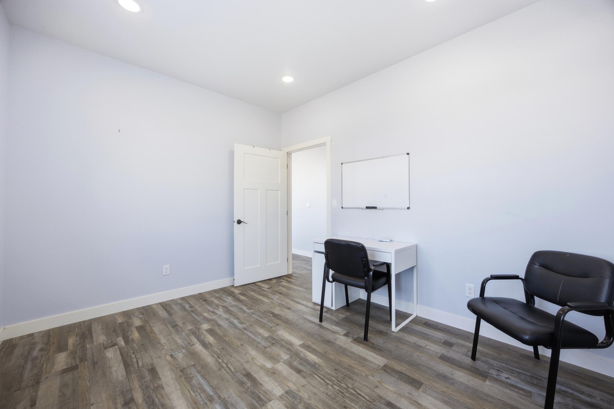 Office 1